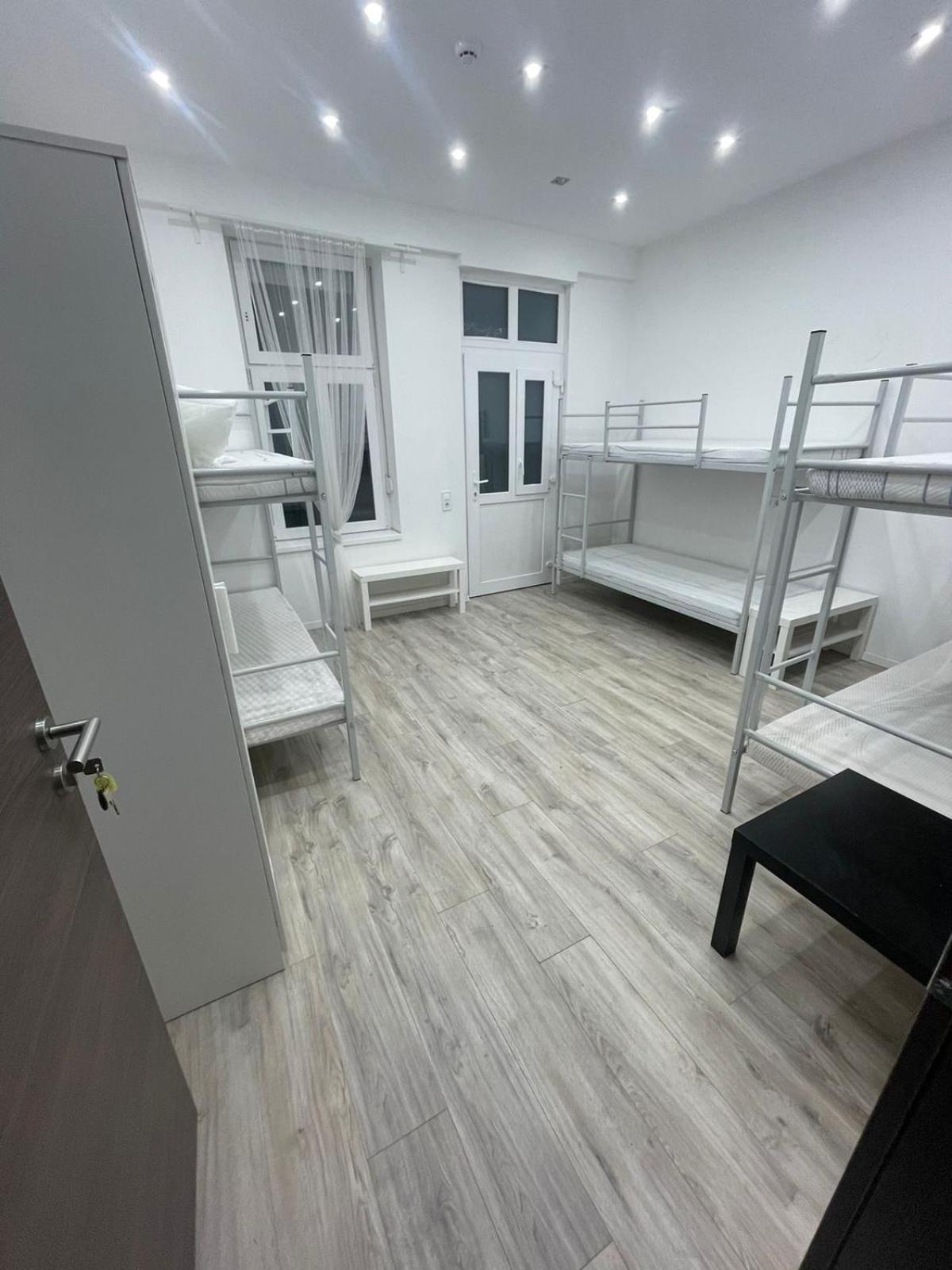Hostel Golya Beds Free Parking Budapeszt Zewnętrze zdjęcie